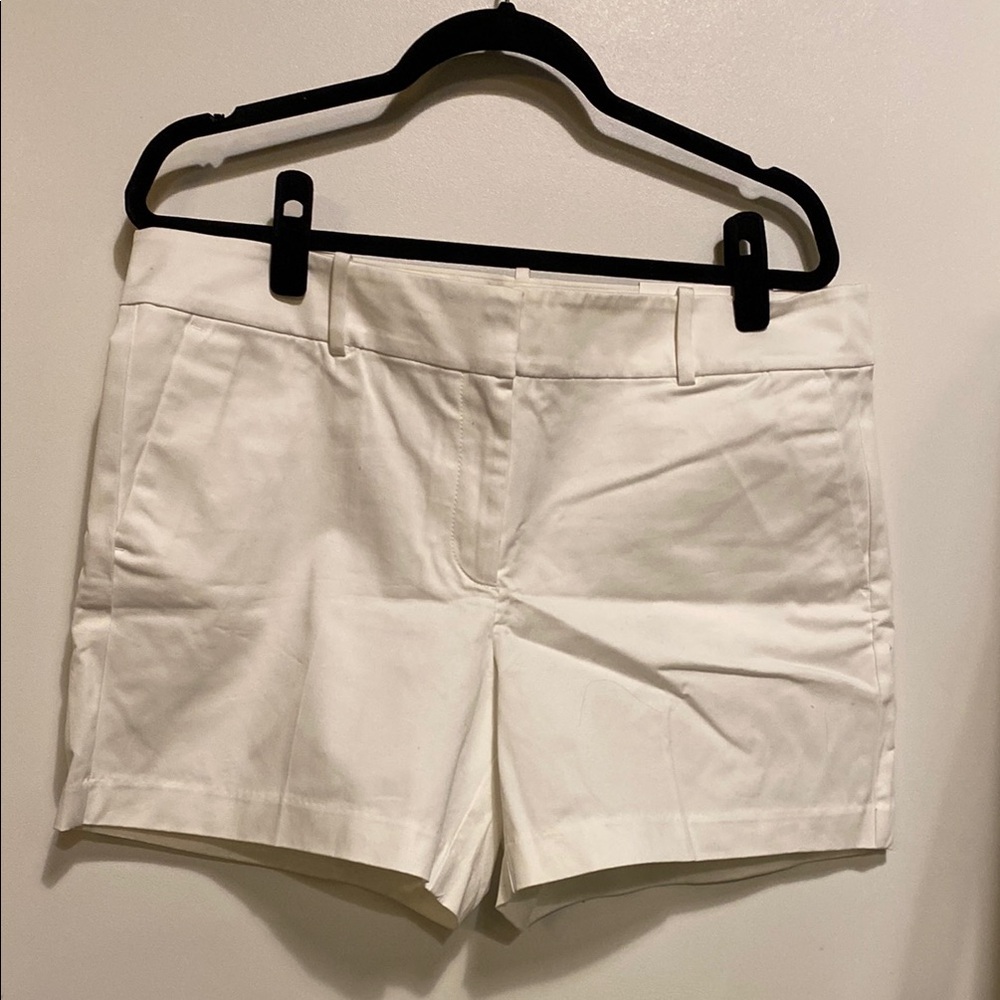 Ann Taylor Women's White 5” Shorts